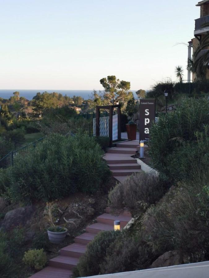 Saint Raphael, Cap Esterel Le Hameau. Vue Mer Exterior foto